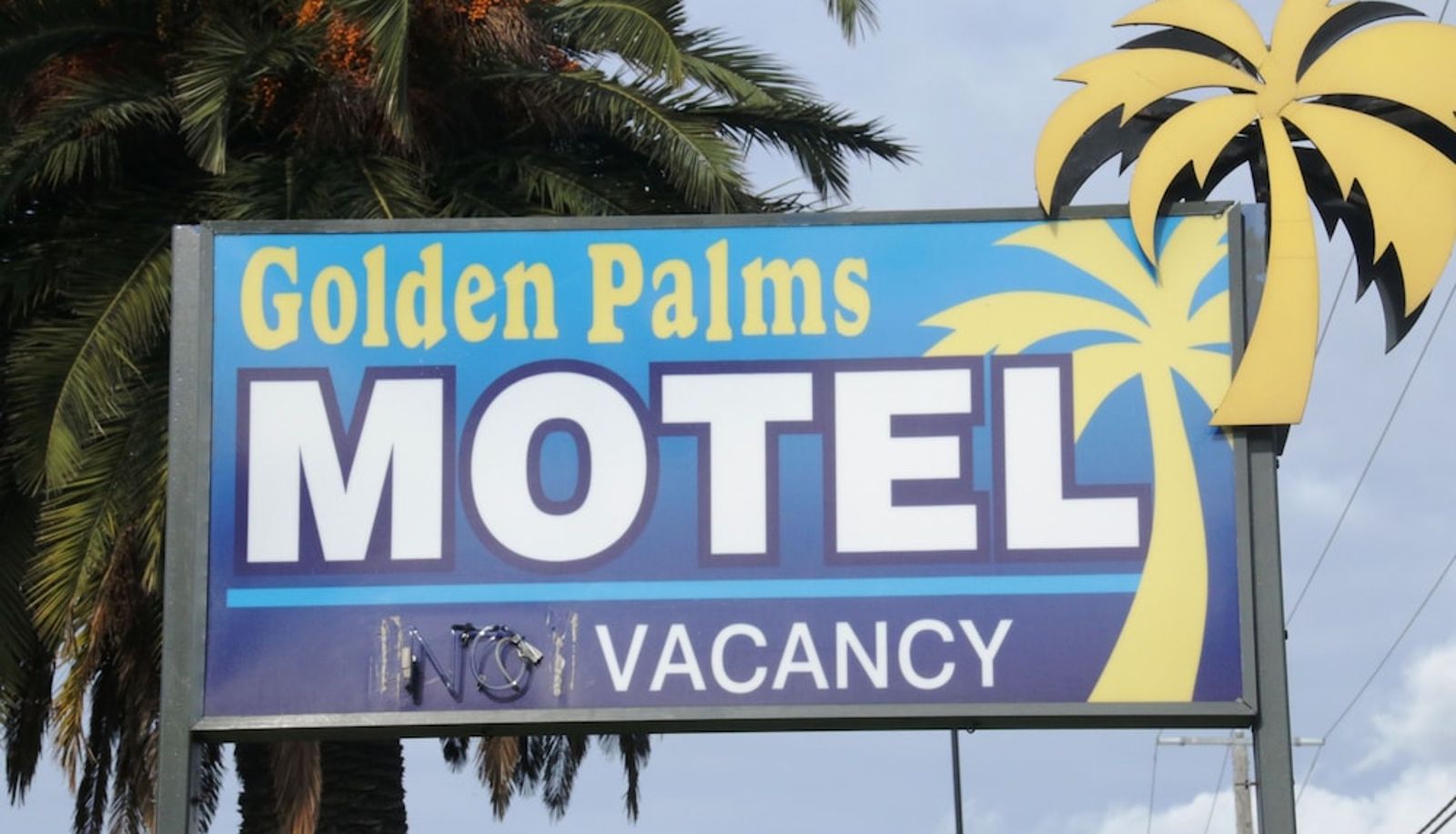 Info - Golden Palms Motel
