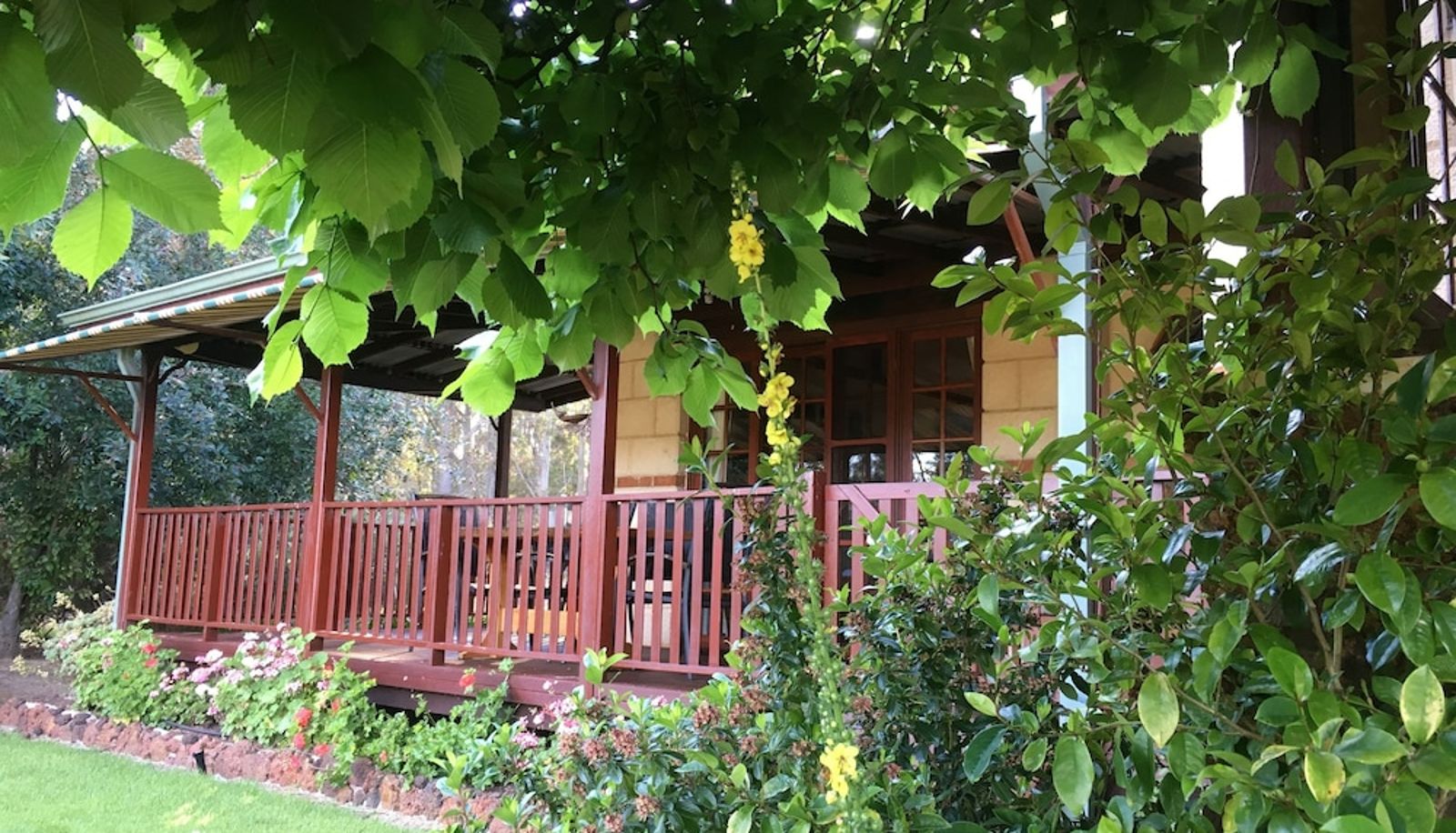 Terasse - Clover Cottage Country Retreat