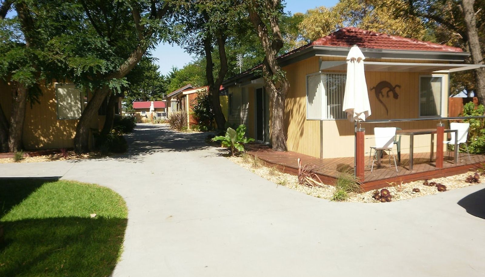 Info - Kickback Cottages