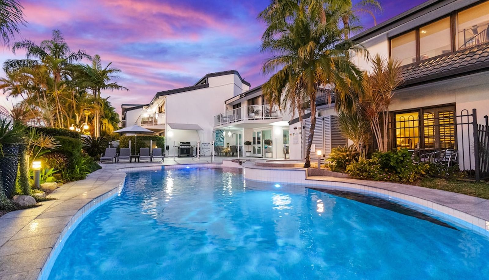 Pool - Noosa Boutique Apartments