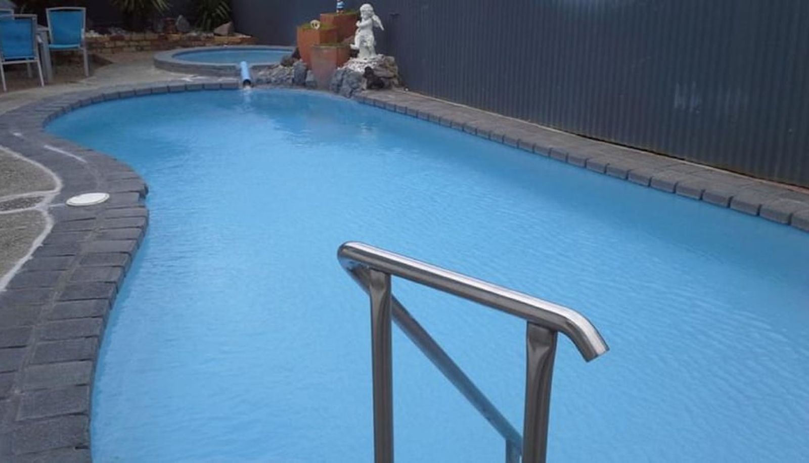 Pool - Ambassador Thermal Motel