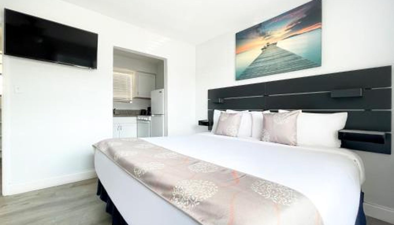 Apartment - Hollywood Beach Hotels