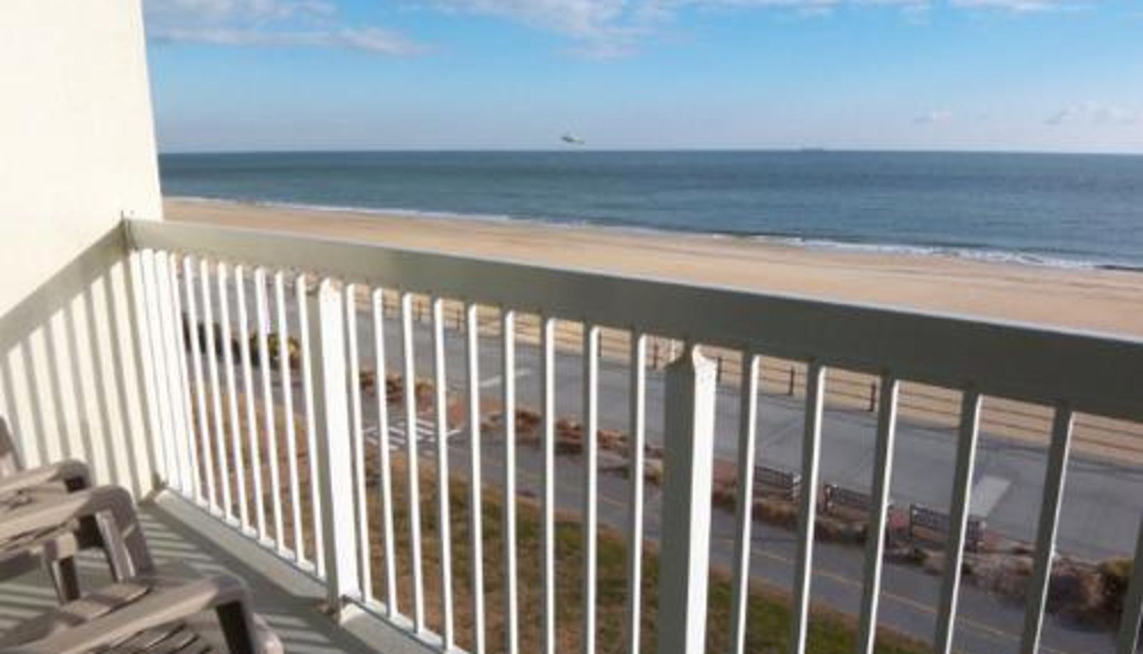 Taras - The Oceanfront Inn - Virginia Beach