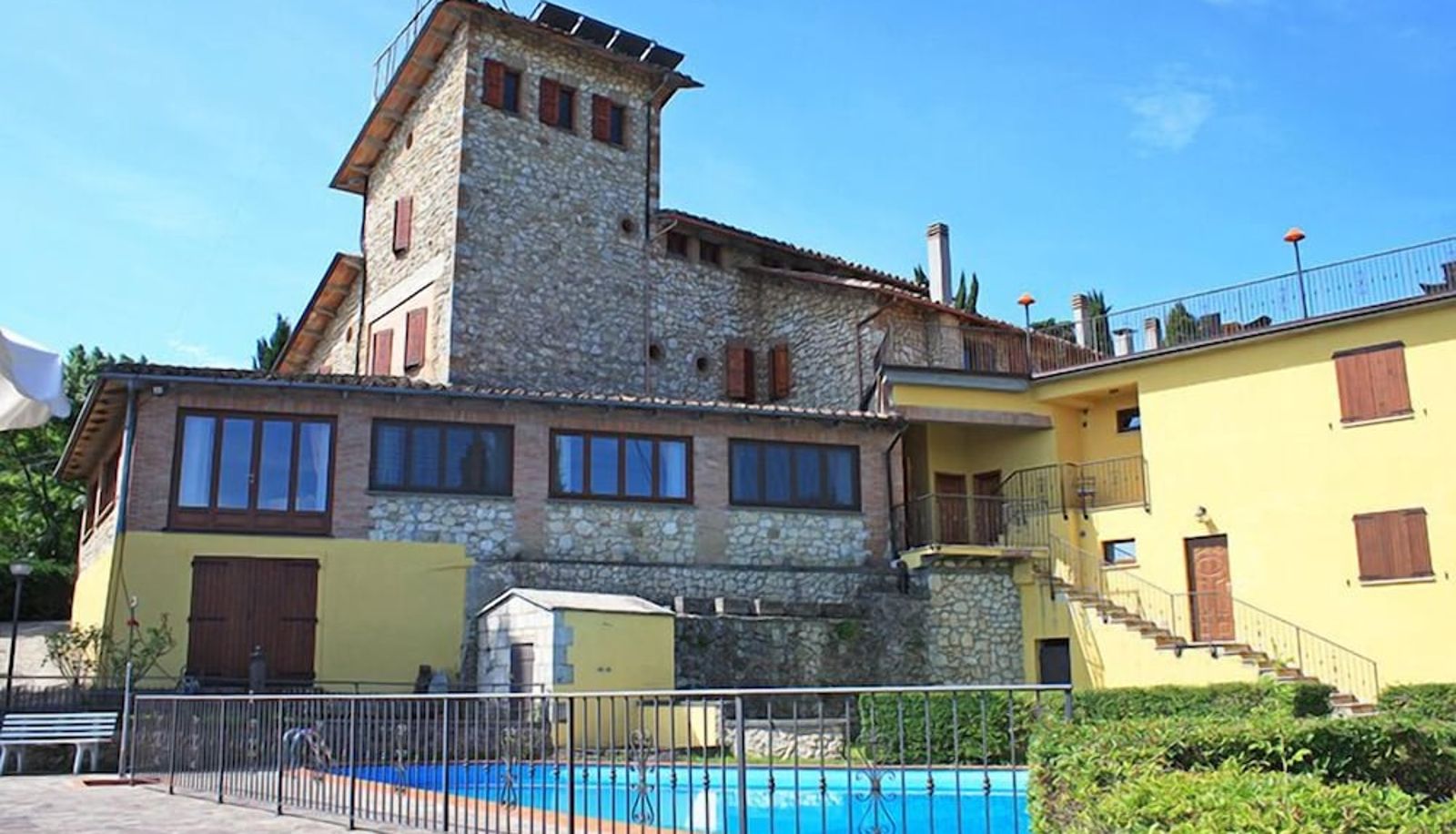 Zwembad - La Torre ai Mari