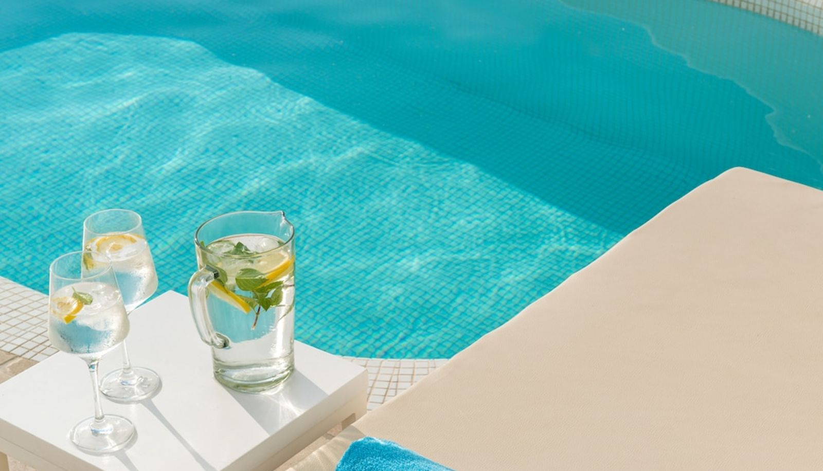 Pool - White Santorini
