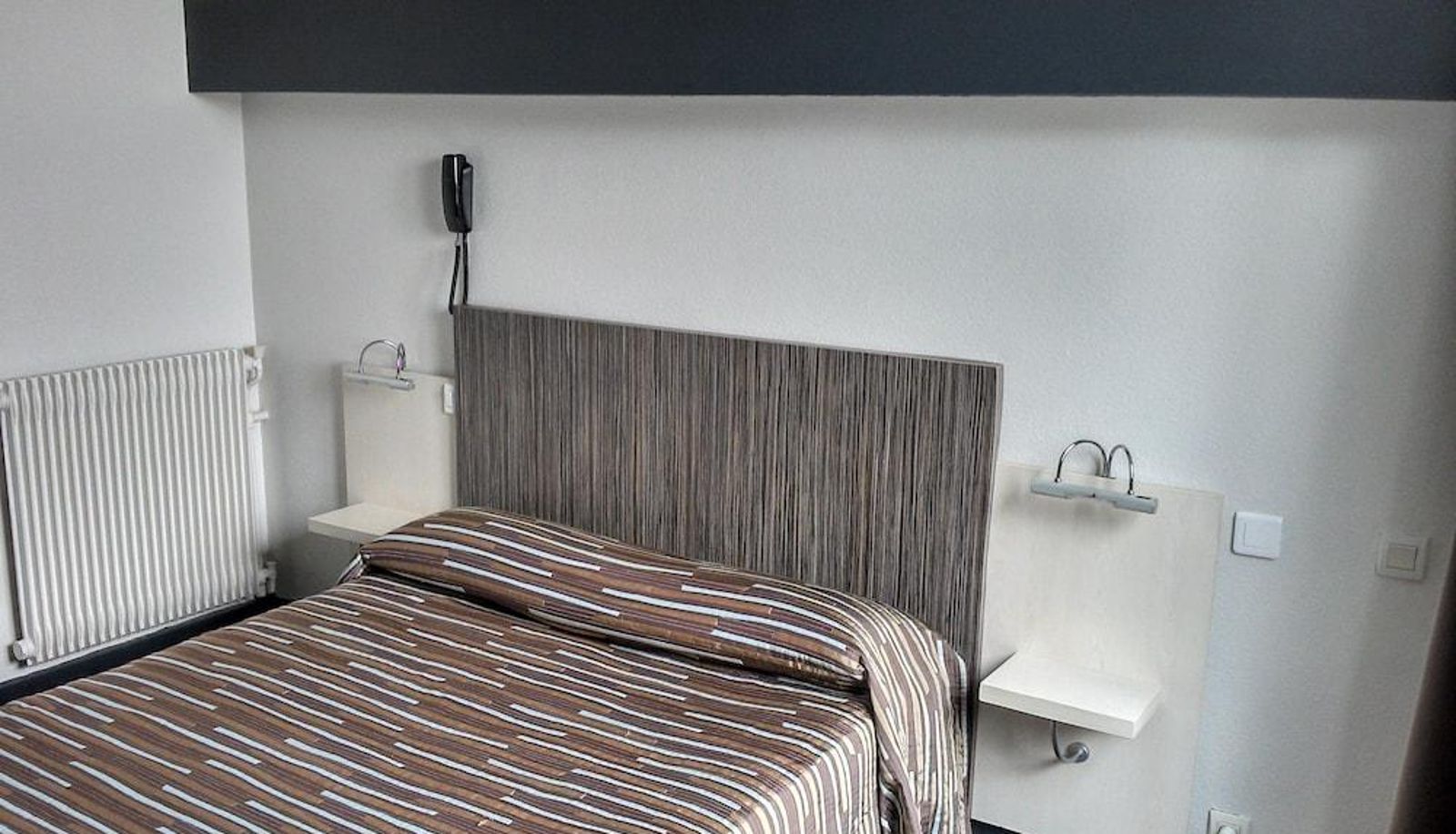 Chambre Standard - Acqs Hôtel