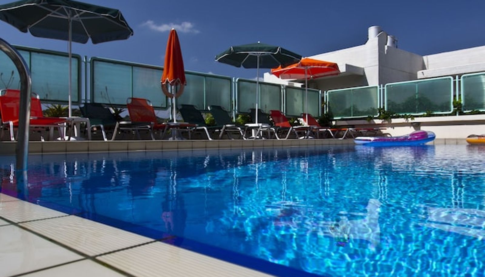 Pool - Mythos Platanias