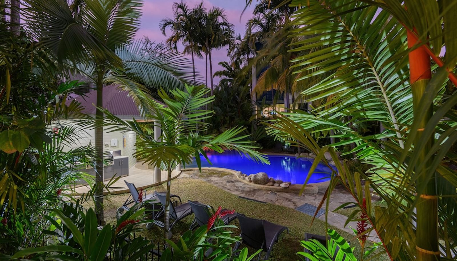 Piscina - Verandahs