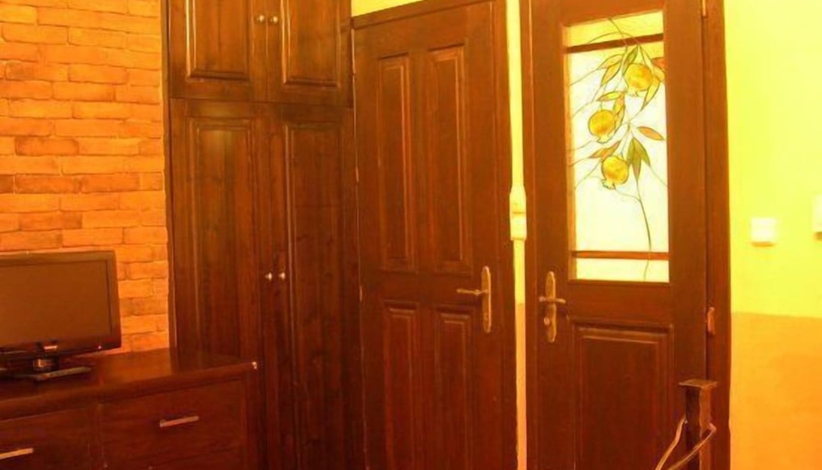 Info - Mythos Guesthouse