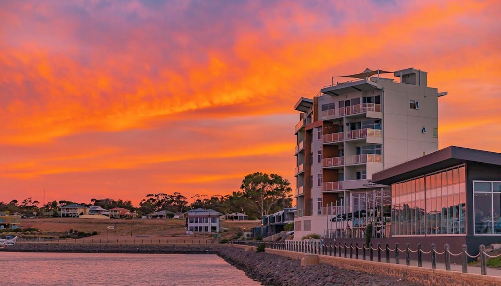 Info - Wallaroo Marina Apartments