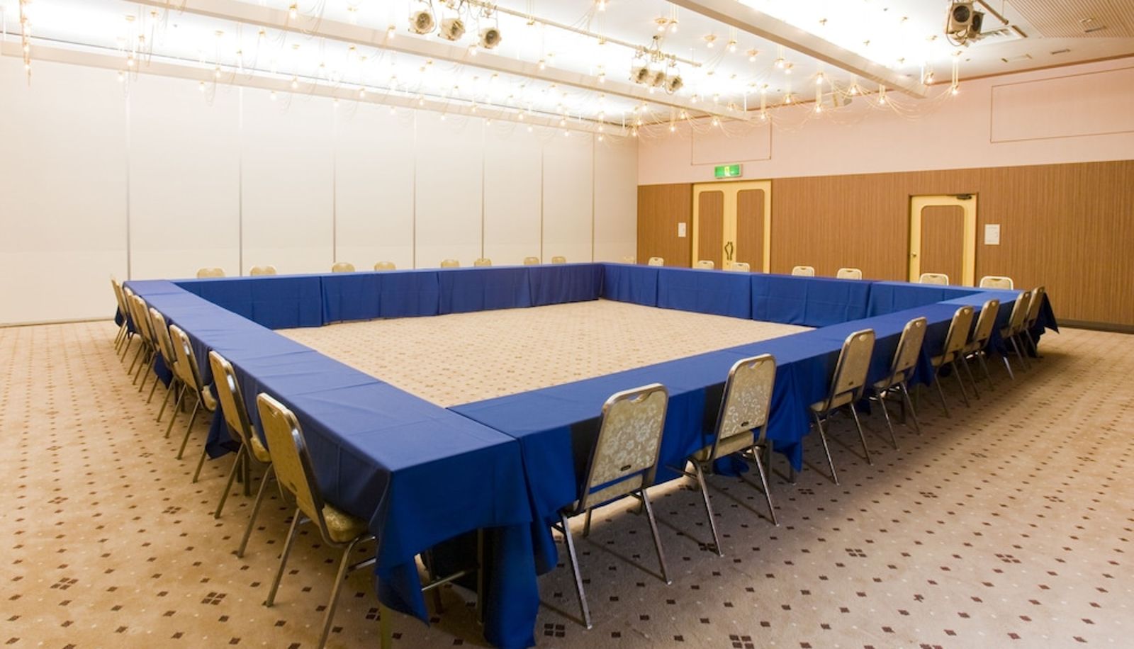 Salle de réunion - Hotel Okada