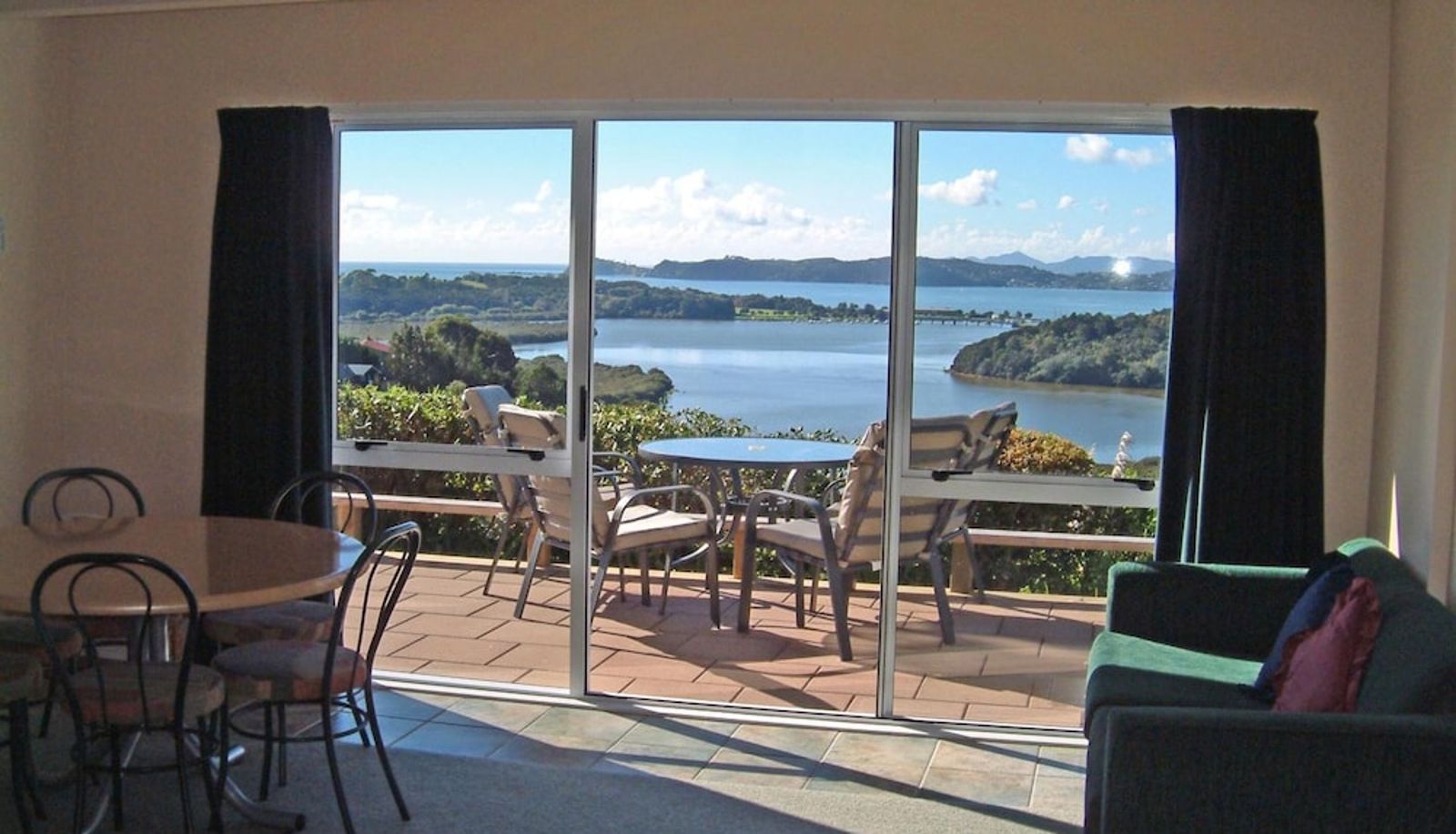 Info - Cook's Lookout Motel
