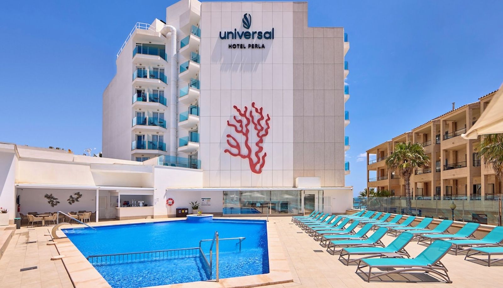 Basen - Universal Hotel Perla