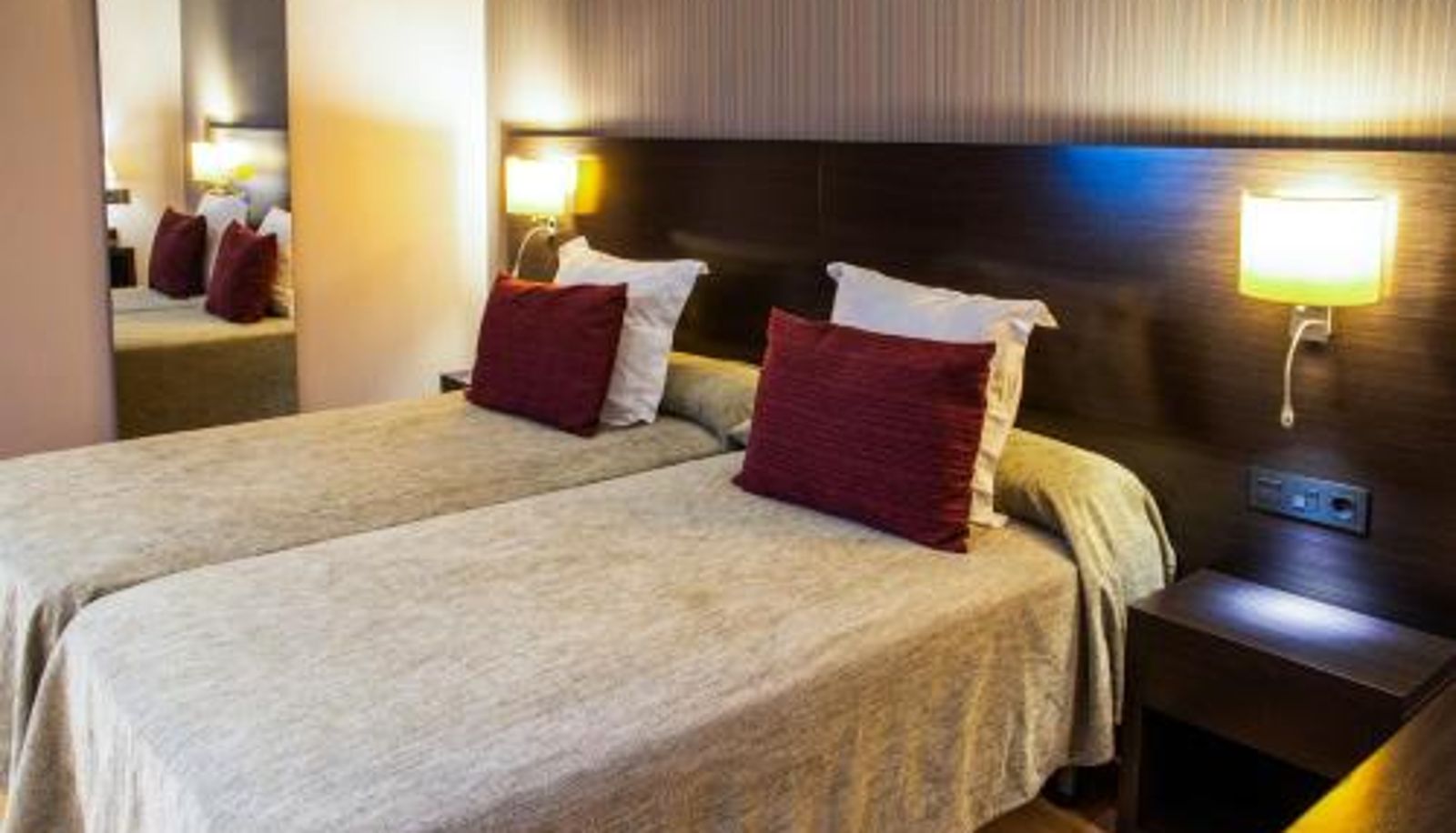 Room - Petit Palau - Adults Only