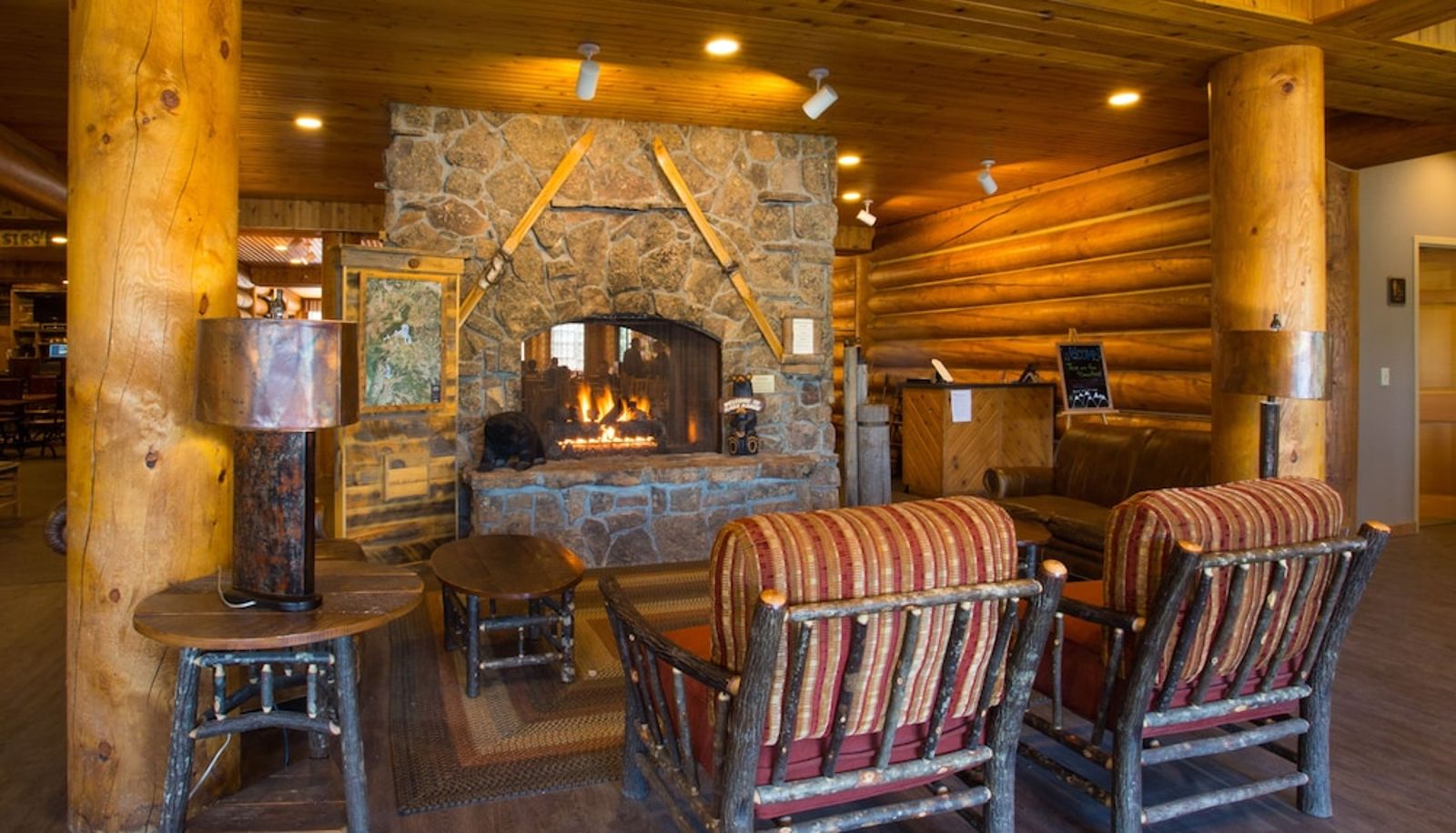 Hall - Headwaters Lodge & Cabins at Flagg Ranch