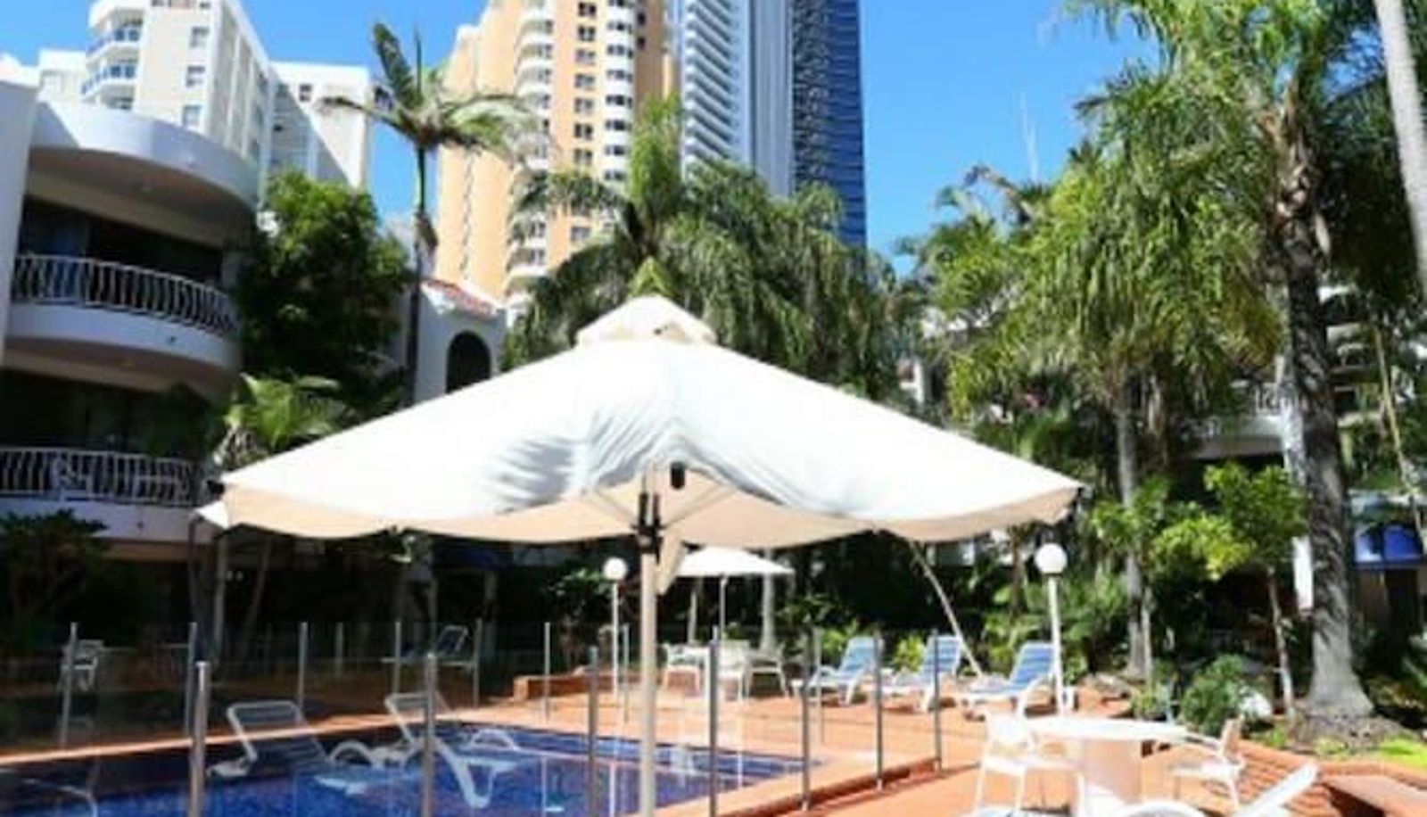 Surrounding - St Tropez Apartments