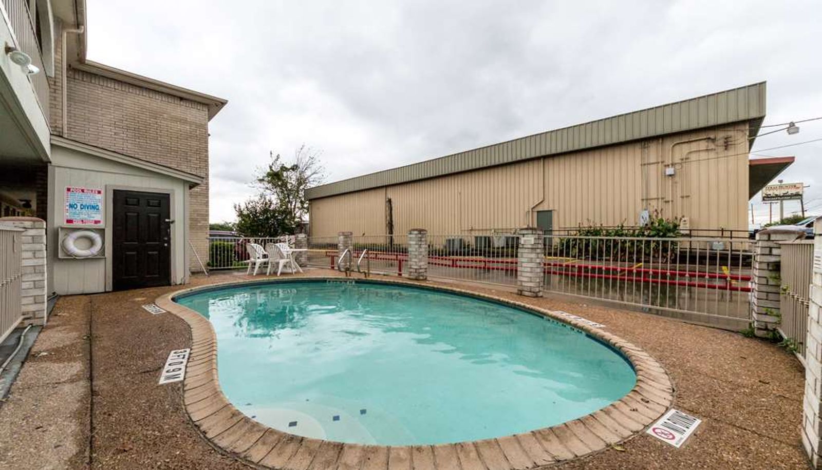 Basen - MOTEL 6 SAN ANTONIO SPLASHTOWN