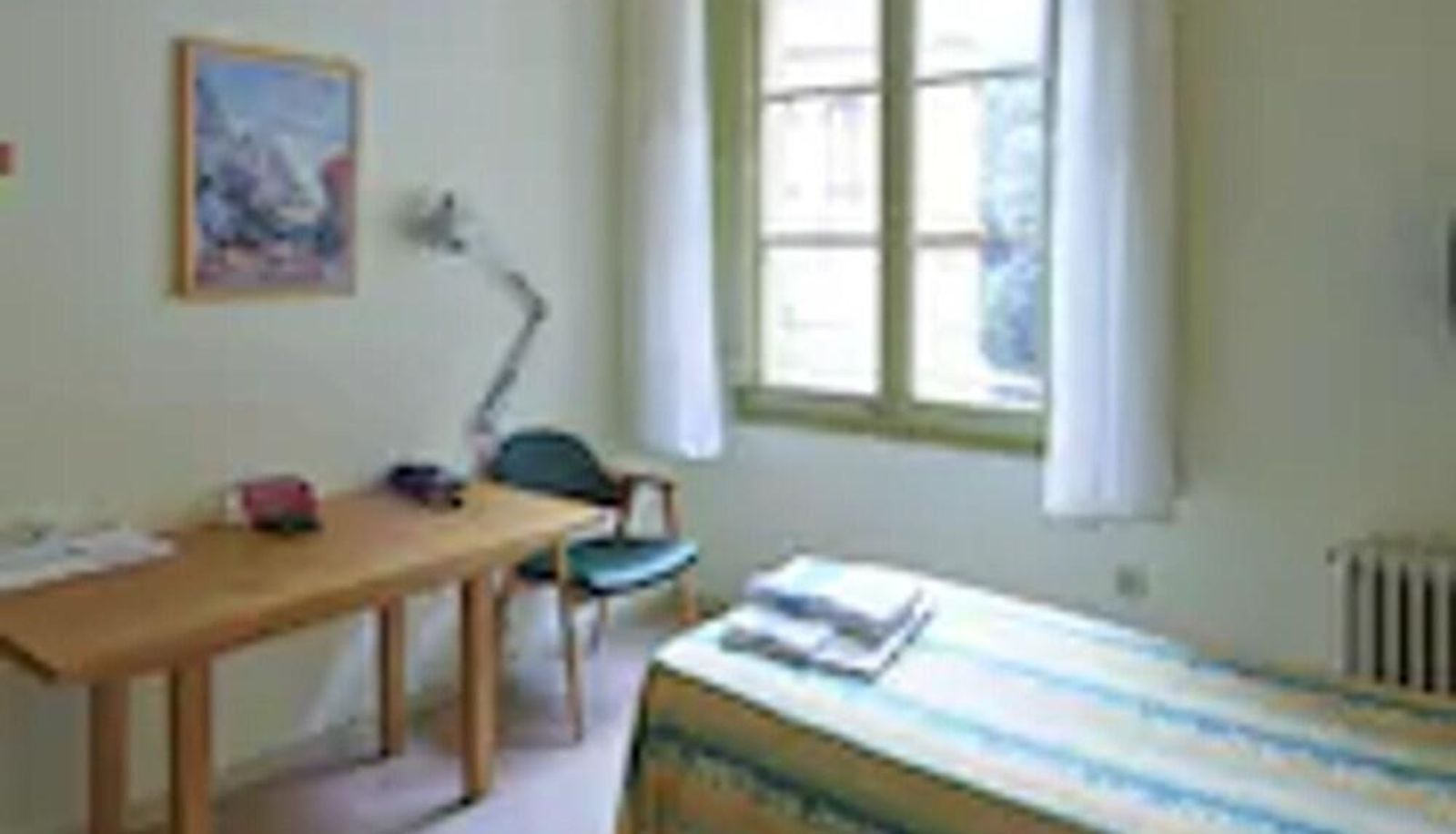 Apartment - Apartamentos Montserrat Abat Marcet