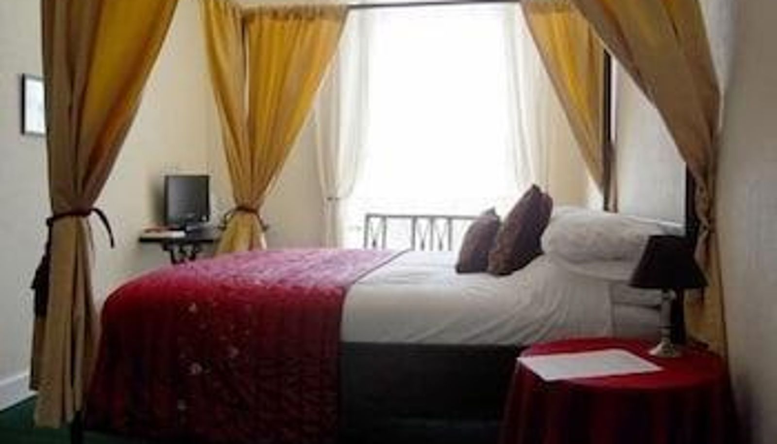 Standard room - Chapel House
