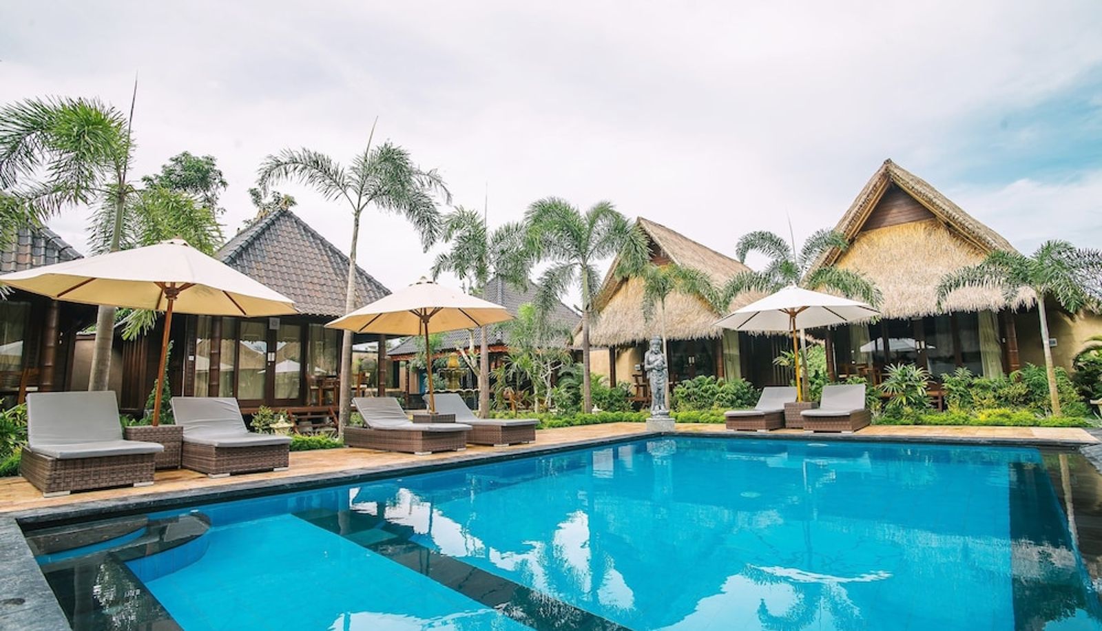 Pool - Lembongan Bay Shore Huts