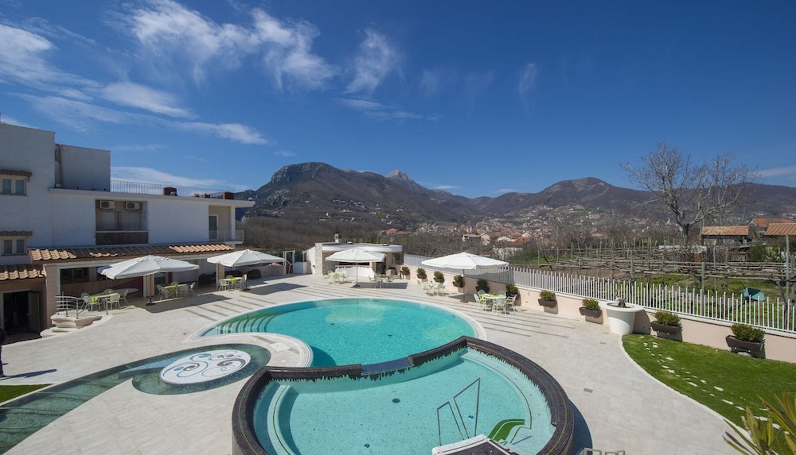 Piscina - Hotel Le Rocce