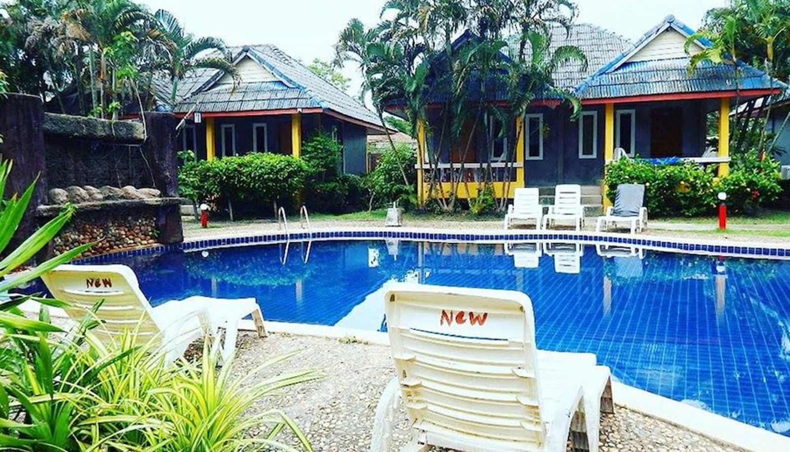 Zwembad - Lanta New Beach Bungalows