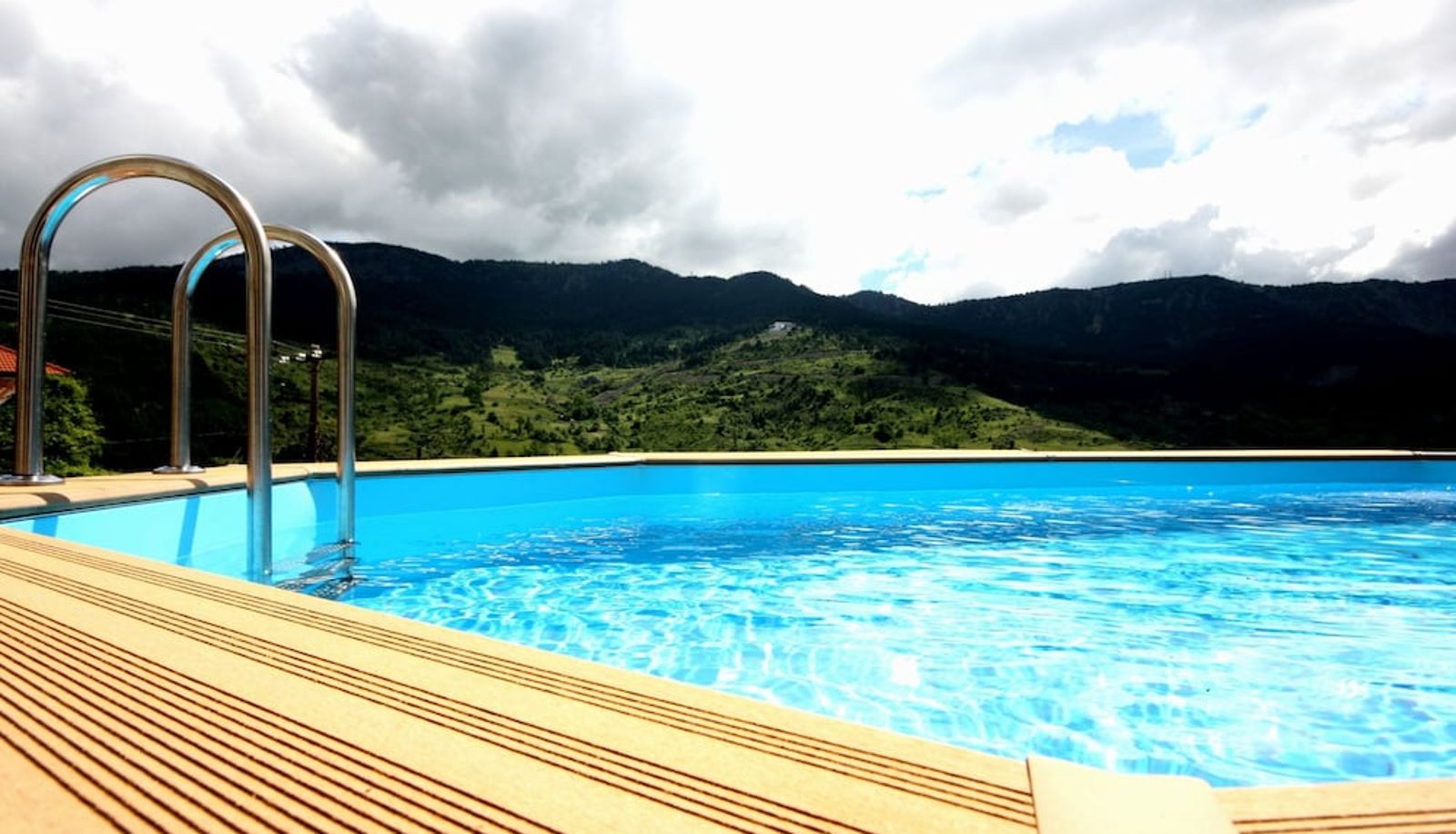 Pool - Archontiko Metsovou Boutique Hotel