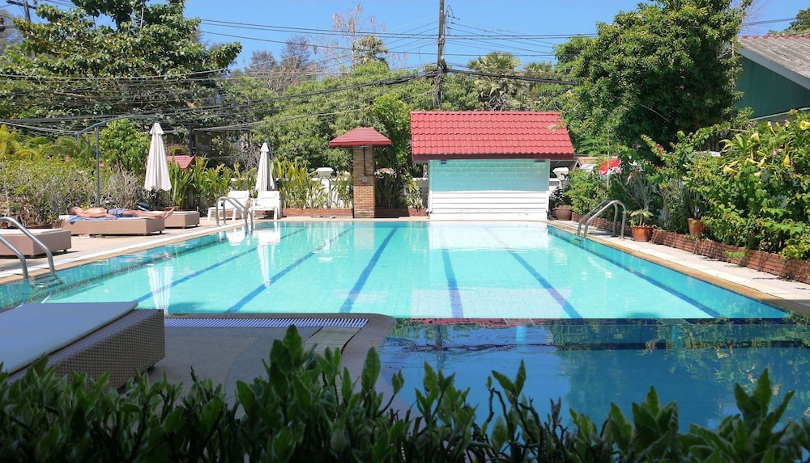 Basen - Surin Sweet Hotel