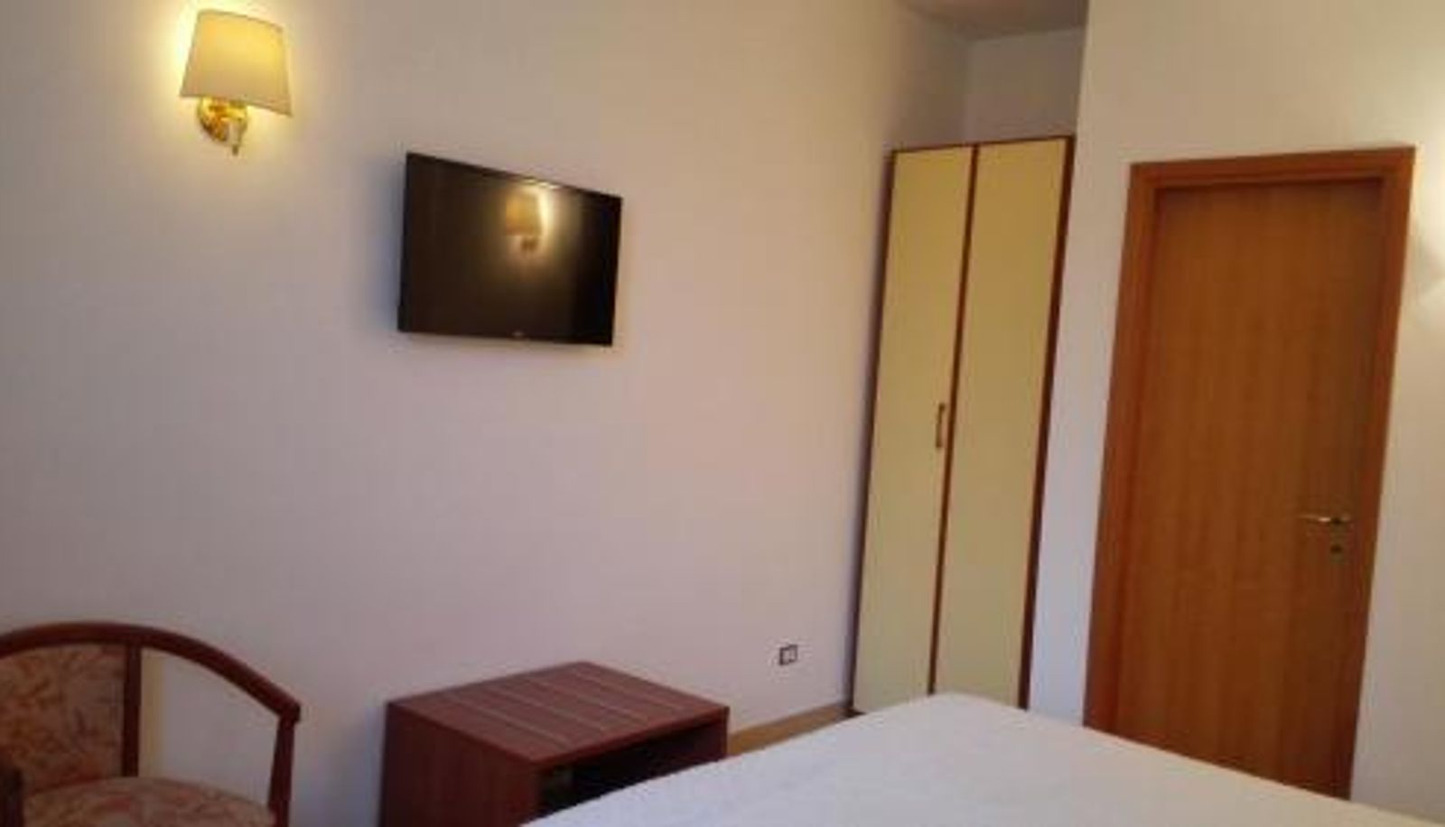Room - Albergo Del Pino