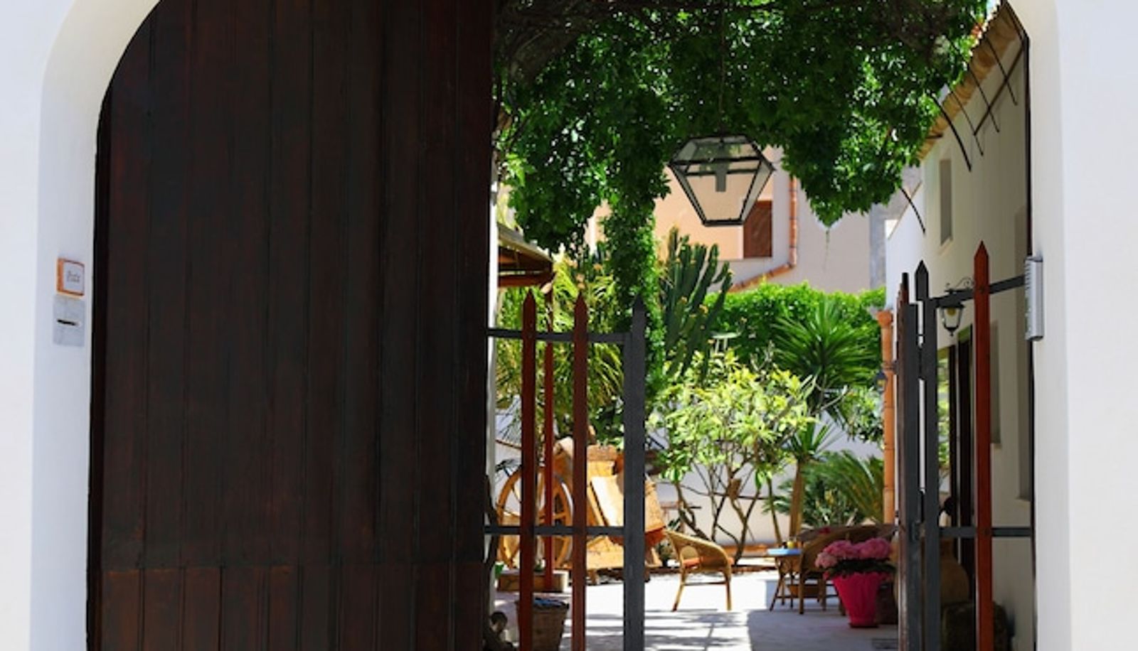 Info - Bed & Breakfast Sabir
