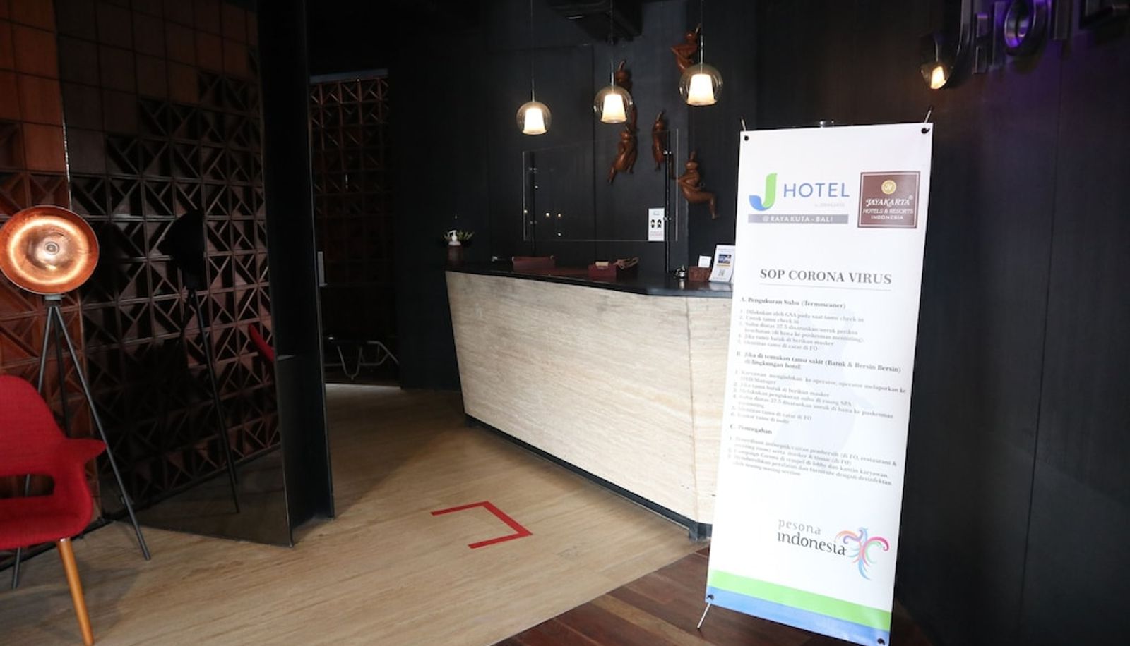 Recepcja - J Hotels Kuta
