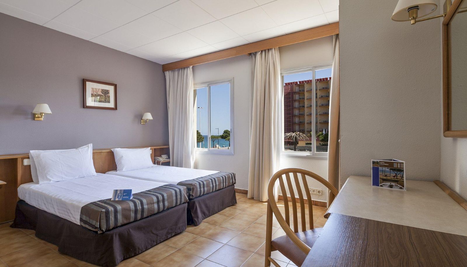 Room - Hotel Columbus