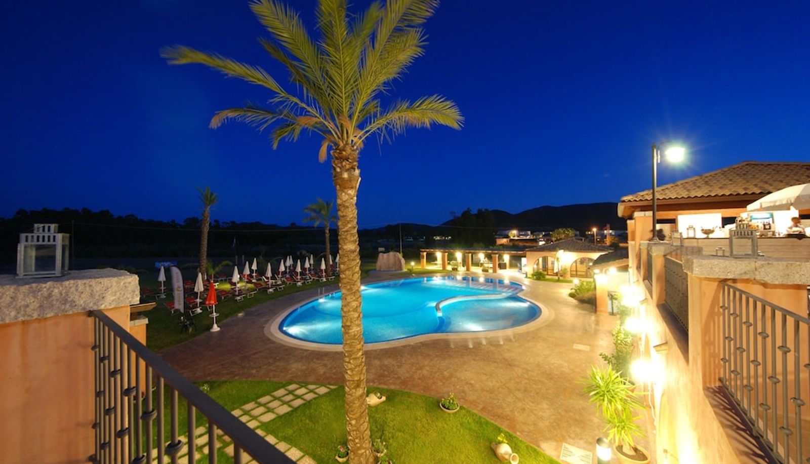 Pool - Alma Resort