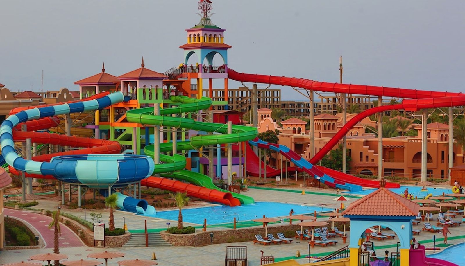 Zwembad - Charmillion Gardens Aquapark