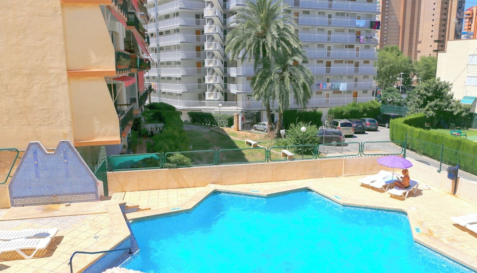 Pool - Apartamentos Dynastic Rooms