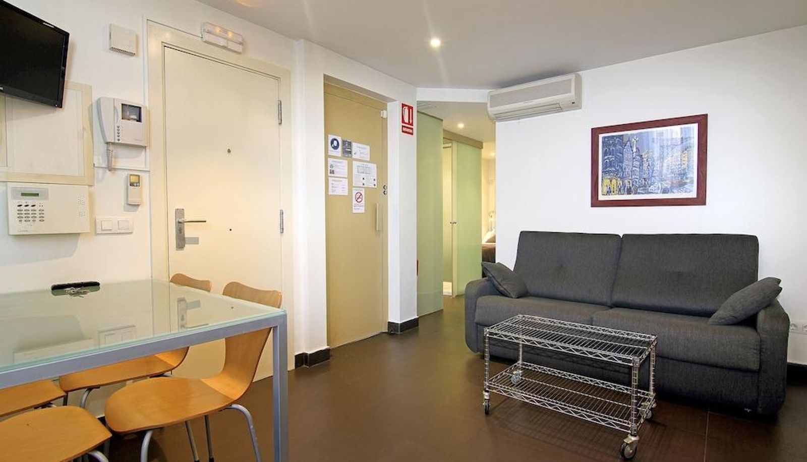 Apartment - Picasso Apartments