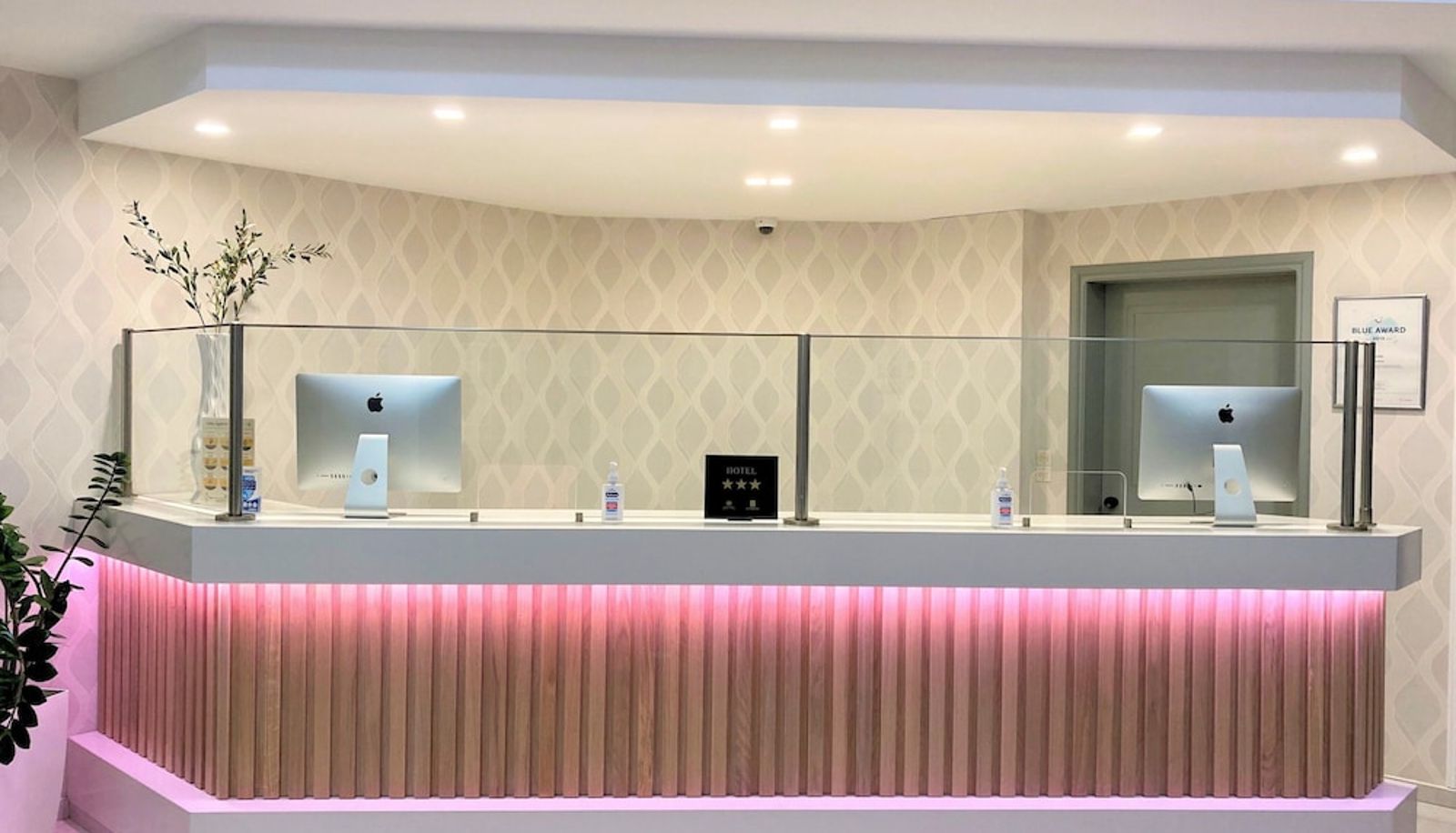 Rezeption - Hotel Olympia