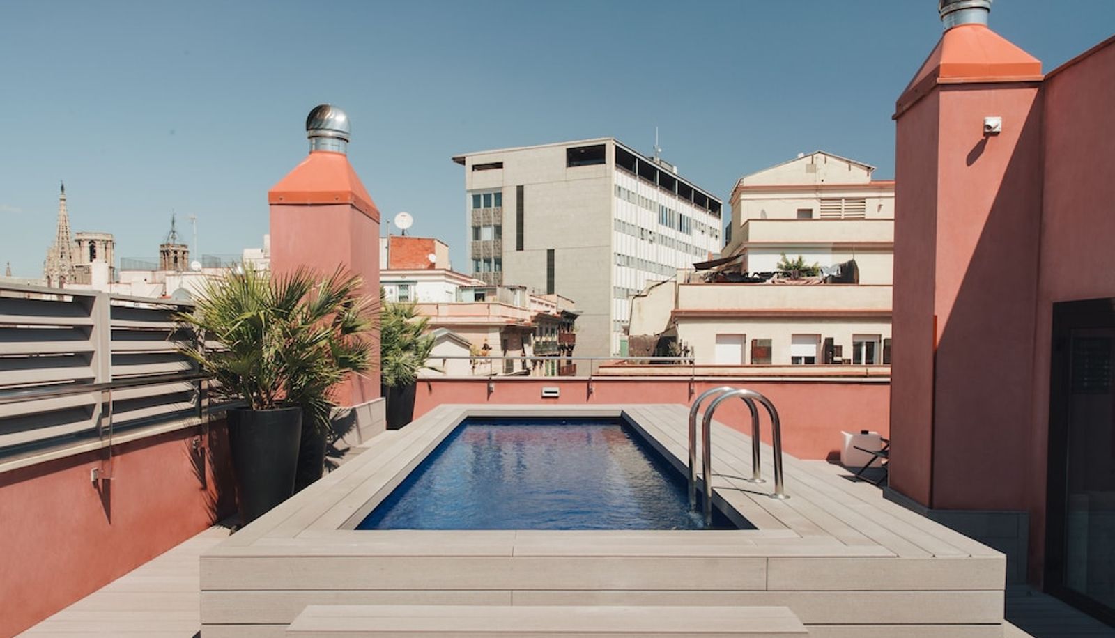 Pool - Arai Aparthotel