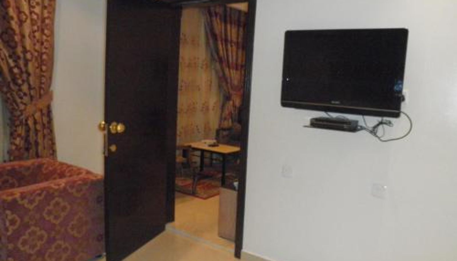 Info - Marina Royal Hotel Suites