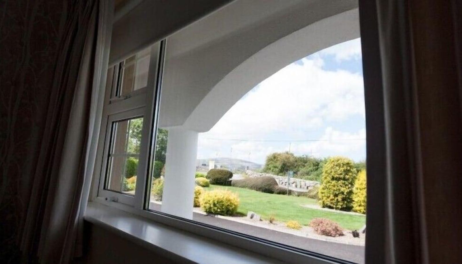 Camera standard - Arches B&B