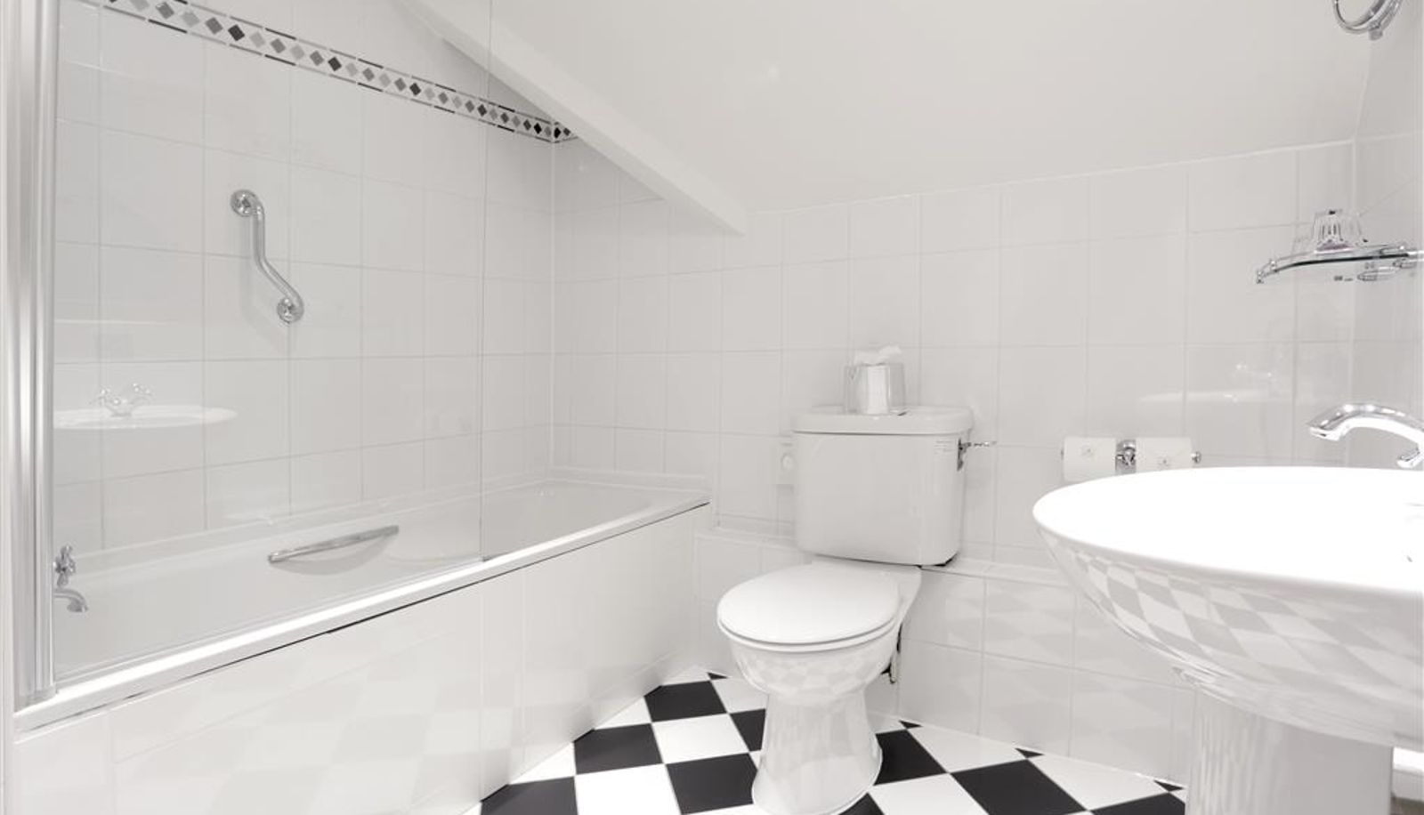 Camera - Macdonald Kilhey Court