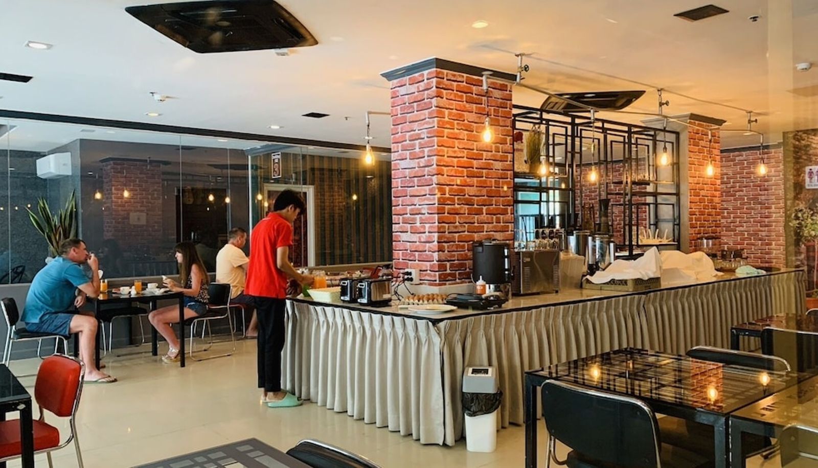 Sala de desayunos - Patong Platinums