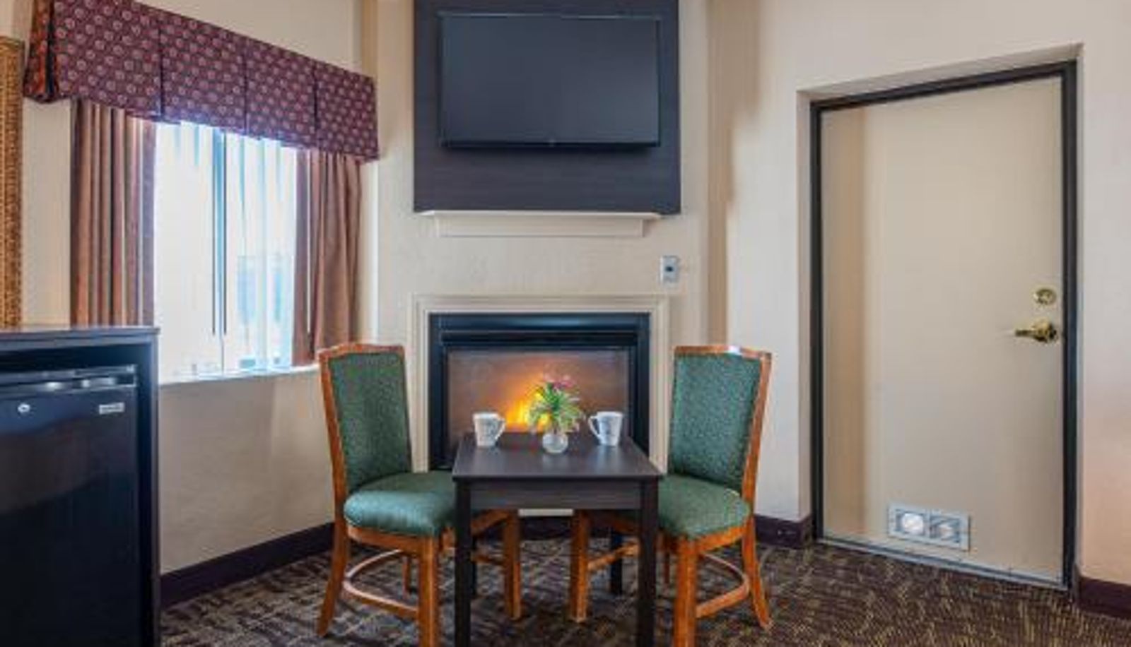 Room - River Bend Inn - Pigeon Forge