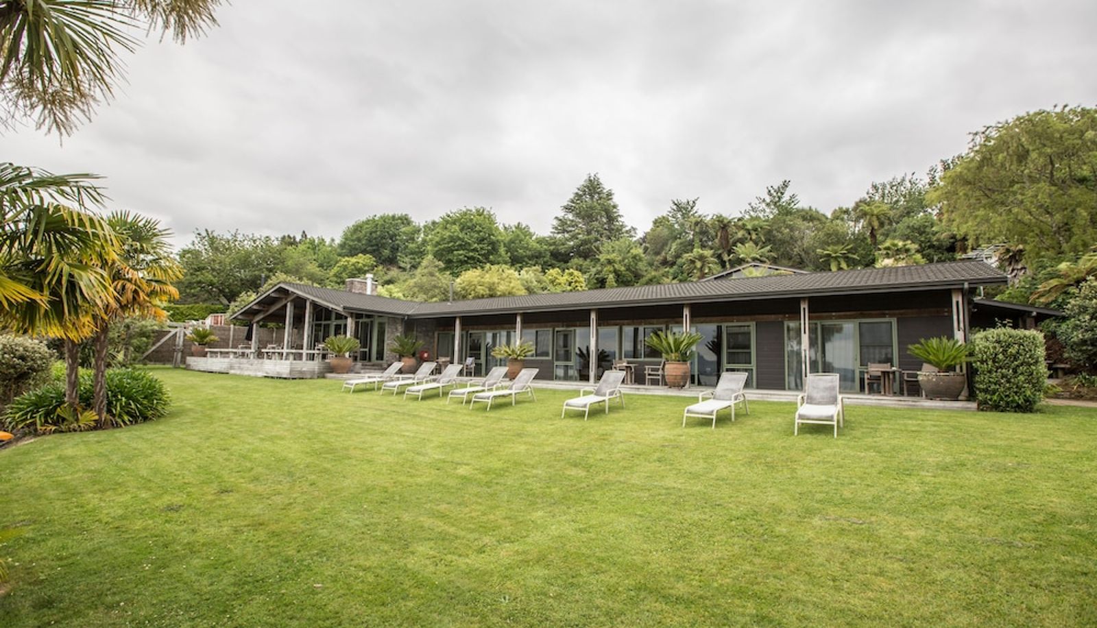 Garden - Koura Lodge
