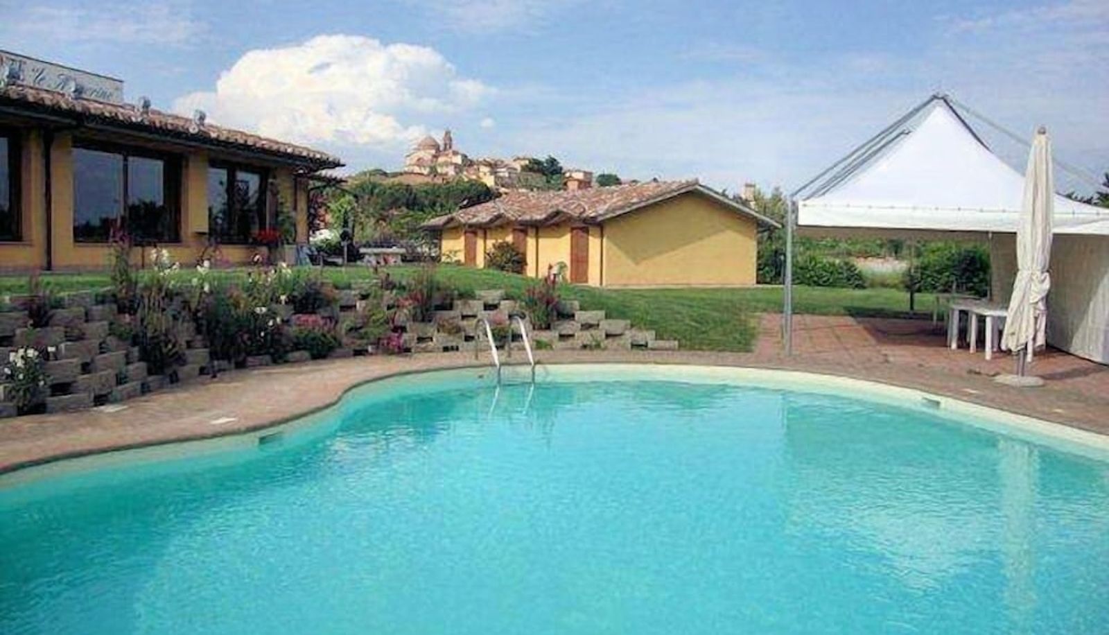 Pool - Villaggio Albergo Le Macerine