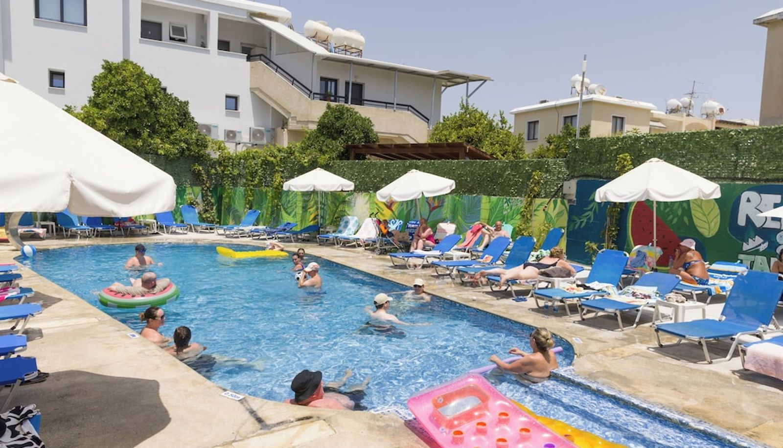 Piscina - Alecos Hotel Apartments