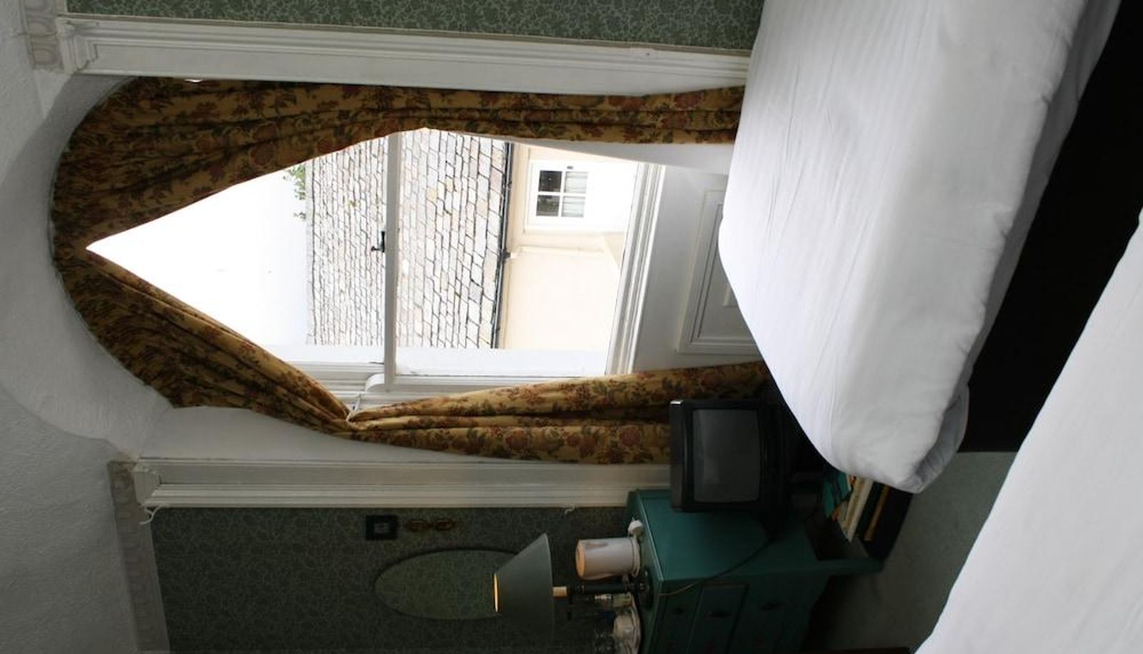 Apartment - Woodhill House