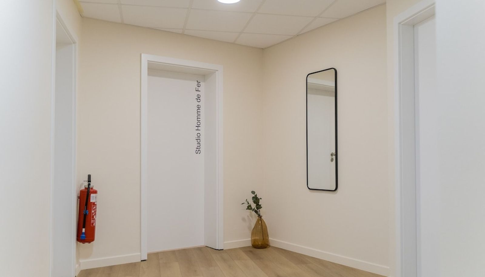 Hall - Sarrouge S.a.r.l / Le Gabriel