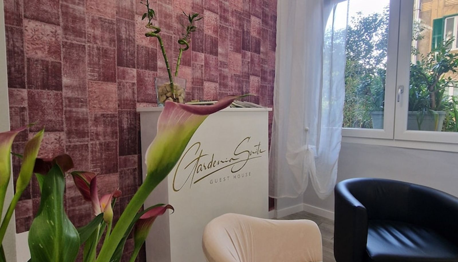 Reception - Gardenia Suite