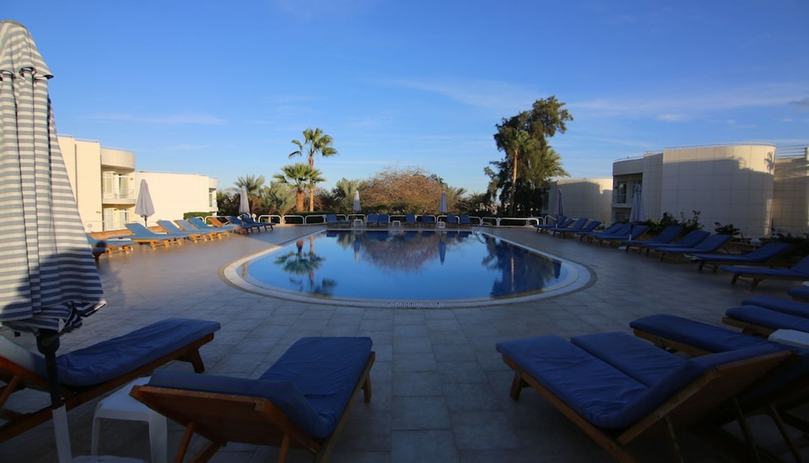 Basen - Sharm Reef Hotel